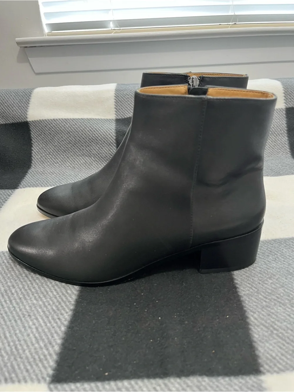 J.Crew Soft Leather Black Walker Ankle Boots Block Heel Women’s 7.5